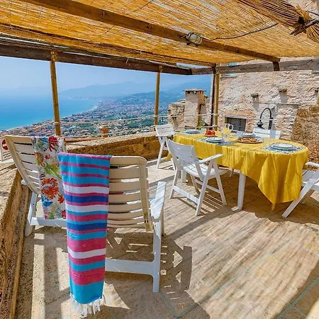Dimora Concept - Il Trinchetto - Free Parking Dom wakacyjny