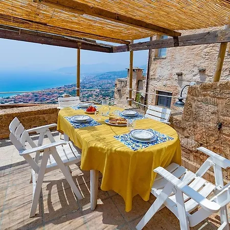 Holiday home Dimora Concept - Il Trinchetto - Free Parking Borgio Verezzi